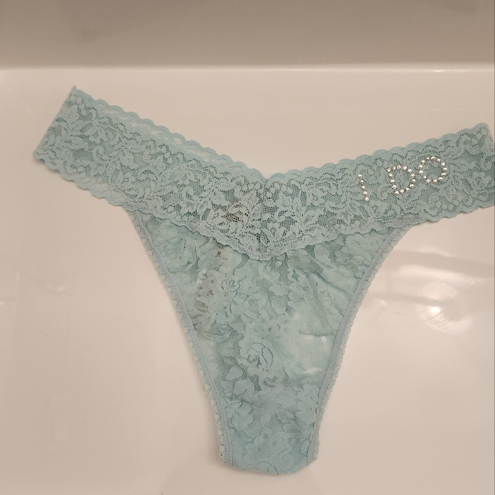 Hanky Panky Thongs High Rise New